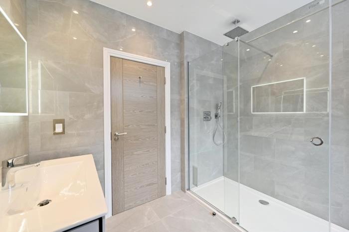 Deluxe Mayfair Luxury Apartment ลอนดอน ภายนอก รูปภาพ
